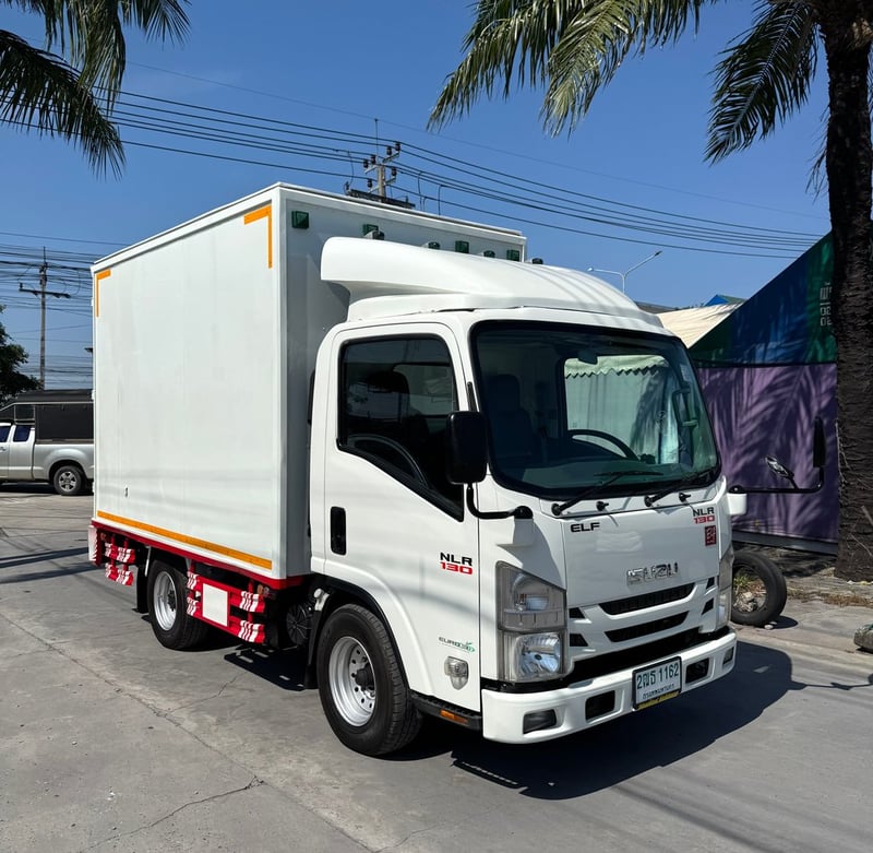 รถ ISUZU NLR 130 แรง ปี 2561 รถห้างแท้ (4 ล้อไม่ติดเวลา)