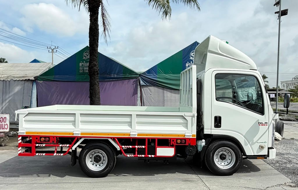 รถ ISUZU NLR 130 แรง ปี 2563 รถห้างแท้ (4 ล้อไม่ติดเวลา) #กะบะเหล็กเปิด3บาน ยาว 3.30 ม. รถสวย มือเดียว