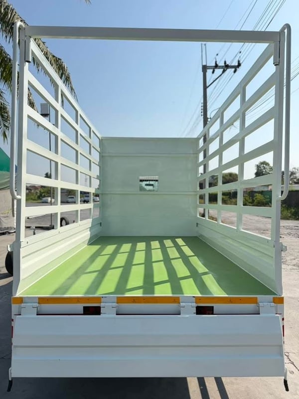 ISUZU NLR 130 แรงม้า รถบรรทุก 4 ล้อไม่ติดเวลา กระบะเหล็กคอกสูง ปี 2561 ISUZU NLR 130 แรงม้า รถบรรทุก 4 ล้อไม่ติดเวลา กระบะเหล็กคอกสูง ปี 2561