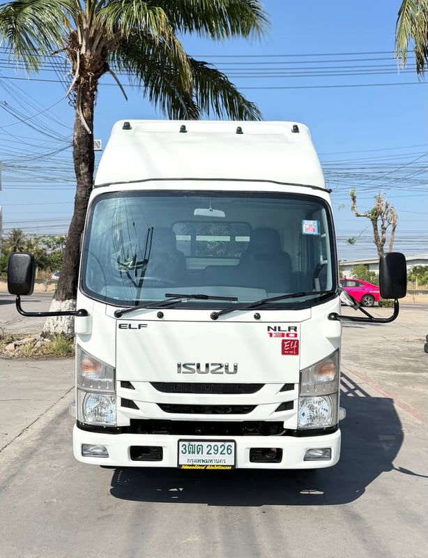 รถ ISUZU NLR 130 แรง ปี 2565   (รถห้างแท้ ) (4 ล้อไม่ติดเวลา)  รุ่นใหม่  ไมล์น้อย กะบะเหล็กคอกสูง ยาว 3.50 ม.