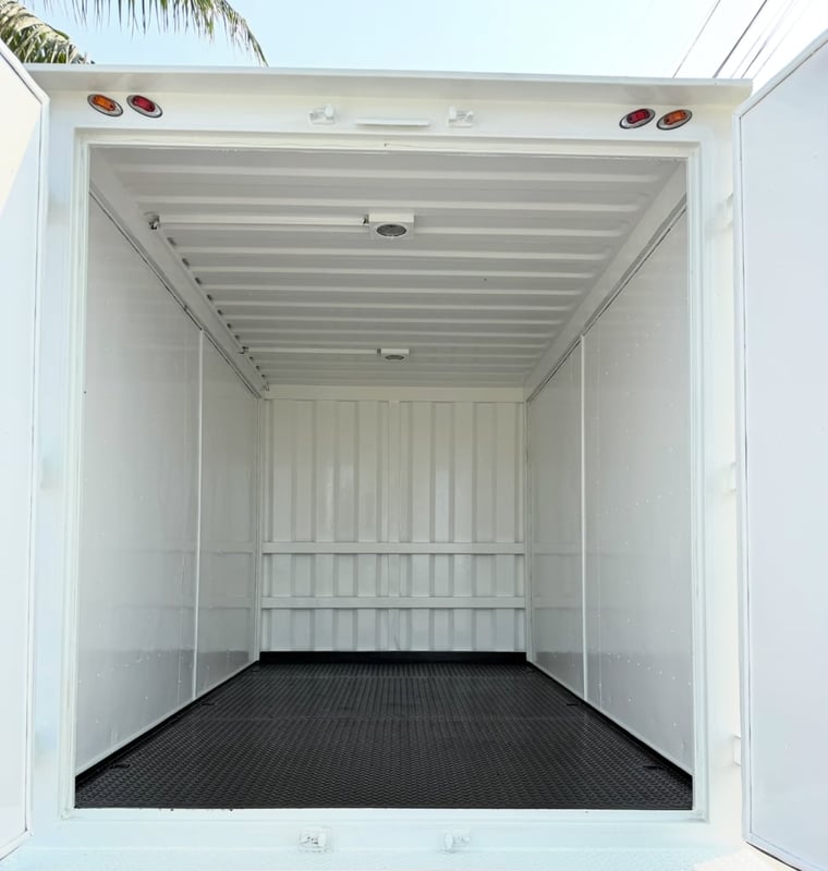 รถ ISUZU NLR 130 แรง ปี 2561 (รถห้างแท้ ) ตู้แห้ง 10 บาน ยาว3.20 ม.กว้าง 1.90 ม. รถ ISUZU NLR 130 แรง ปี 2561 (รถห้างแท้ ) ตู้แห้ง 10 บาน ยาว3.20 ม.กว้าง 1.90 ม.