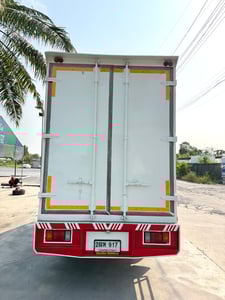 รถ ISUZU NLR 130 แรง ปี 2562  รถห้างแท้  (4 ล้อไม่ติดเวลา) มือเดียว สวยมาก