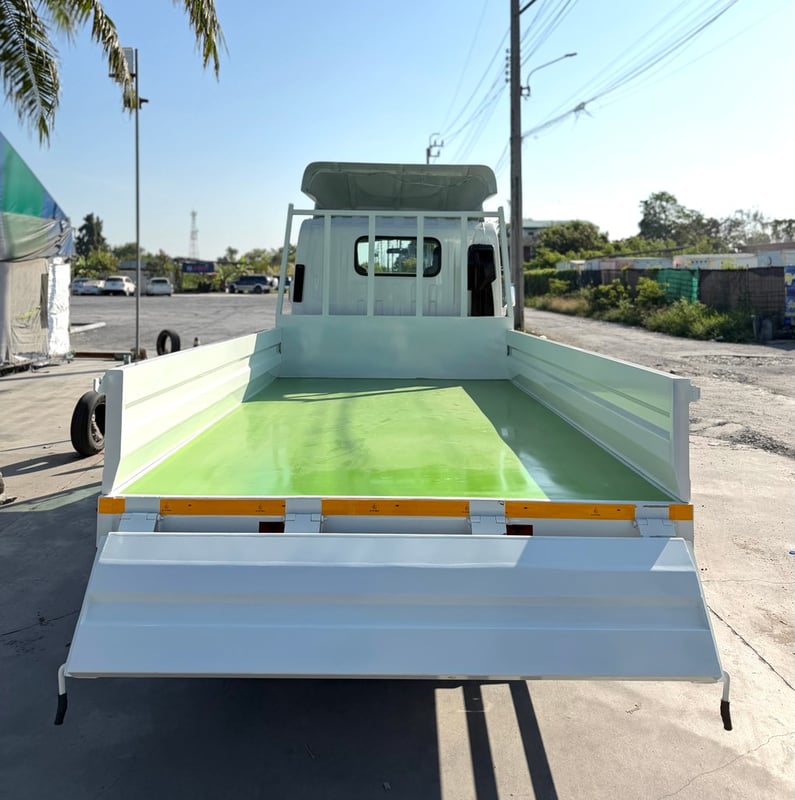 ISUZU NLR 130 แรงม้า รถบรรทุก 4 ล้อไม่ติดเวลา กระบะเหล็ก ปี2018 ISUZU NLR 130 แรงม้า รถบรรทุก 4 ล้อไม่ติดเวลา กระบะเหล็ก ปี2018