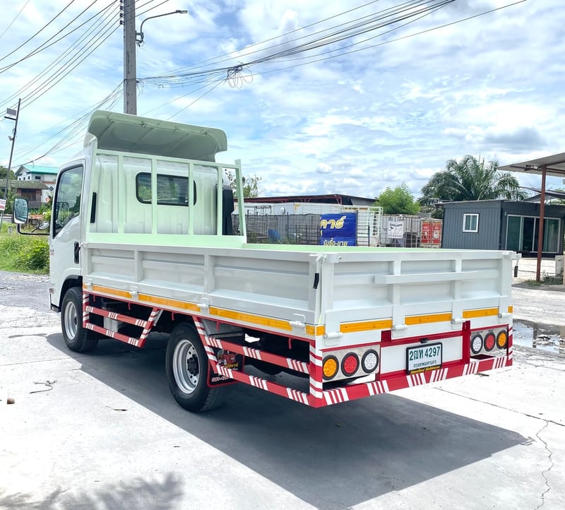 ISUZU NLR 130แรงม้า รถบรรทุก 4ล้อ กระบะเหล็ก ปี2018 ยาว 3.50 ม.