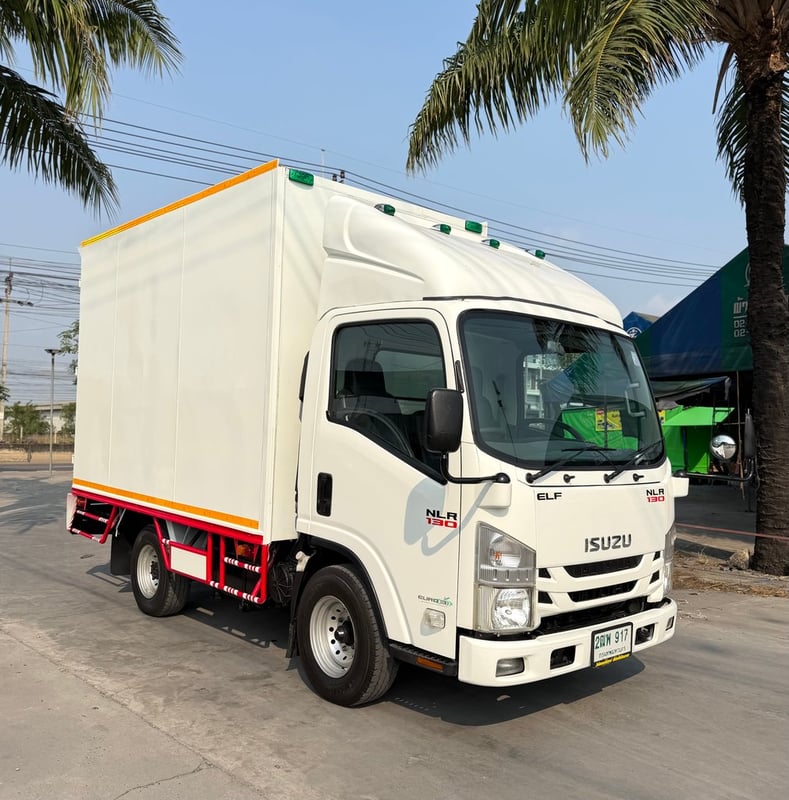 รถ ISUZU NLR 130 แรง ปี 2562  รถห้างแท้  (4 ล้อไม่ติดเวลา) มือเดียว สวยมาก