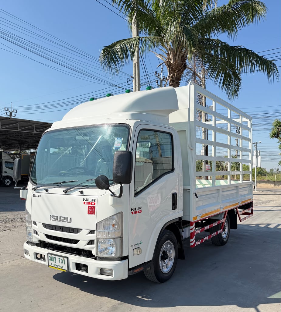 รถ ISUZU NLR 130 แรง ปี 2564  (รถห้างแท้ )  มือเดียว สวยมาก  กะบะเหล็กคอกสูง  ยาว 3.50 ม.กว้าง 1.90 ม.
