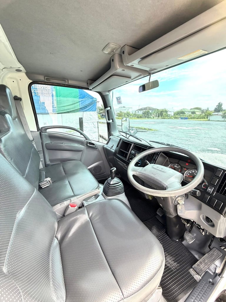 ISUZU NLR 130แรงม้า 2564 ( 4 ล้อไม่ติดเวลา) กระบะคอกสูง ยาว 3.50 ม