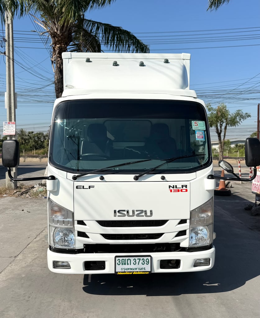 ISUZU NLR 130แรงม้า รถบรรทุก 4 ล้อไม่ติดเวลา ปี 2565 เลขไมล์ 76,752 กม. ISUZU NLR 130แรงม้า รถบรรทุก 4 ล้อไม่ติดเวลา ปี 2565 เลขไมล์ 76,752 กม.