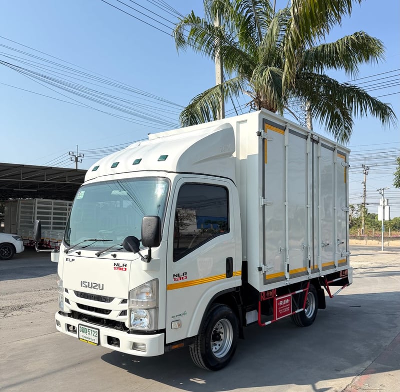 รถเข้ามาใหม่ สวยๆ ปีใหม่ ไมล์ 53,000  รถ ISUZU NLR 130 แรง ปี 2564 (รถห้างแท้ ) (4 ล้อไม่ติดเวลา) รุ่นใหม่  ไมล์น้อย  รถสวย  มือเดียว