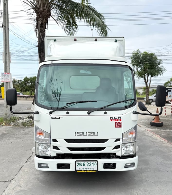 รถ ISUZU NLR 130 แรง ปี 2563  รถห้างแท้ (4 ล้อไม่ติดเวลา) รุ่นใหม่ ไมล์น้อย 