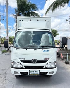 HINO XZU 136แรงม้า รถบรรทุก 4ล้อ ตู้แห้ง ปี2020