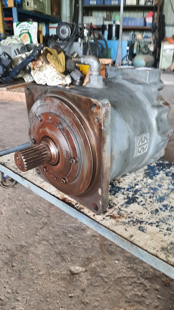 มอเตอร์ไฮดรอลิคKAWASAKI มอเตอร์ไฮดรอลิคKAWASAKI