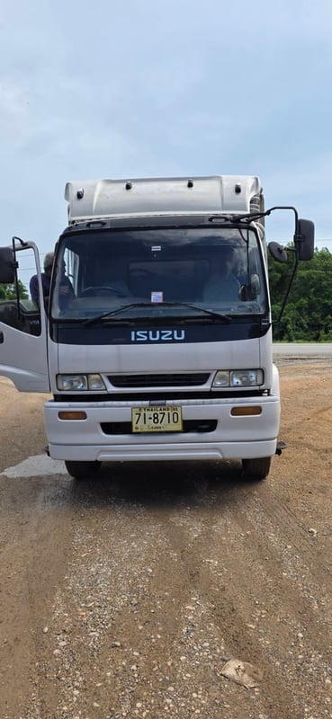 ISUZU FVM 195แรงม้า รถบรรทุก 10ล้อ กระบะคอกสูง ปี2018 ISUZU FVM 195แรงม้า รถบรรทุก 10ล้อ กระบะคอกสูง ปี2018