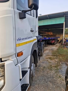 NISSAN UD QUESTER UD TRUCK รถบรรทุก หัวลาก 10ล้อ พื้นเรียบ ปี2017 เลขไมล์น้อยกว่า 800,000 กม.