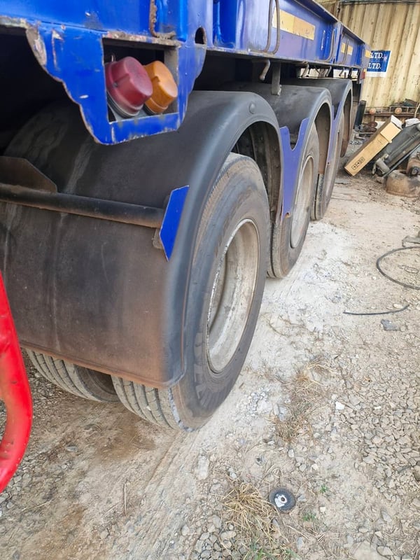 NISSAN UD QUESTER UD TRUCK รถบรรทุก หัวลาก 10ล้อ พื้นเรียบ ปี2017 เลขไมล์น้อยกว่า 800,000 กม.