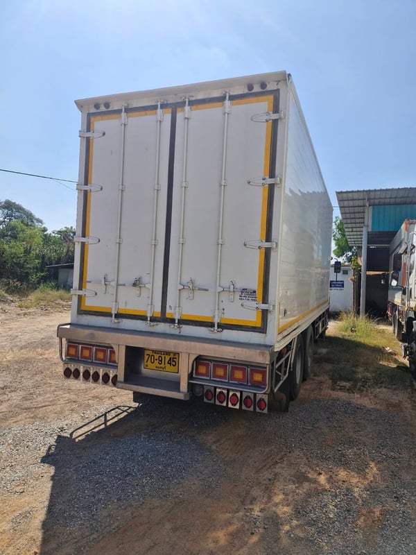 ISUZU FVM รถบรรทุก 10ล้อ ปี2018 เลขไมล์น้อยกว่า 800,000 กม.