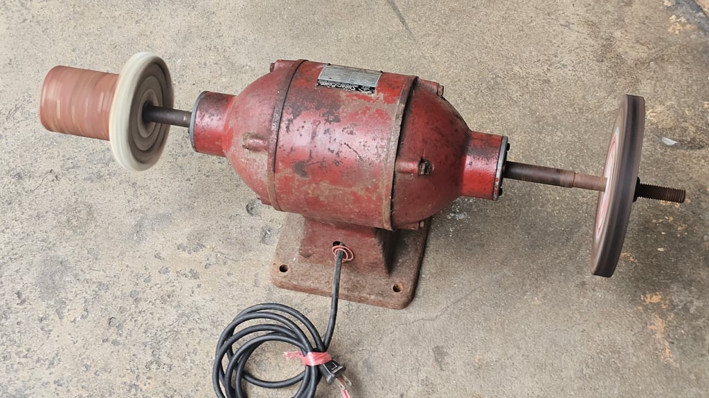 มอเตอร์ 2 แขน ขนาด ครึ่งแรง ไฟบ้าน 220v สวยเดิมใช้ได้ปกติ มอเตอร์ 2 แขน ขนาด ครึ่งแรง ไฟบ้าน 220v สวยเดิมใช้ได้ปกติ