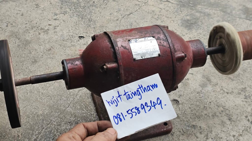 มอเตอร์ 2 แขน ขนาด ครึ่งแรง ไฟบ้าน 220v สวยเดิมใช้ได้ปกติ มอเตอร์ 2 แขน ขนาด ครึ่งแรง ไฟบ้าน 220v สวยเดิมใช้ได้ปกติ