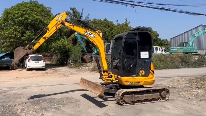 ขาย รถขุดJCB8035ZTSตู้แอร์ รถพร้อมใช้ตามสภาพ