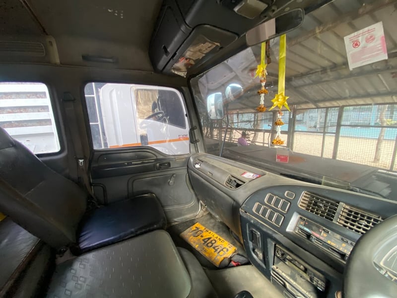 ISUZU FVM 200แรงม้า รถบรรทุก 10ล้อ กระบะเหล็ก ปี2015 เลขไมล์ 637,254 กม.