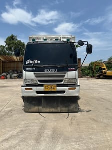 ISUZU FVM 200แรงม้า รถบรรทุก 10ล้อ กระบะเหล็ก ปี2015 ISUZU FVM 200แรงม้า รถบรรทุก 10ล้อ กระบะเหล็ก ปี2015