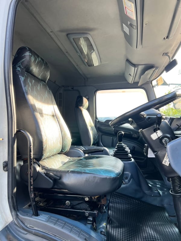 สิบล้อตู้เย็น FL8J เพลาเดียว 7.5 เมตร แอร์carrier รถบางเดิม พร้อมใช้ 🚨เน้นโทรนะครับ สิบล้อตู้เย็น FL8J เพลาเดียว 7.5 เมตร แอร์carrier รถบางเดิม พร้อมใช้ 🚨เน้นโทรนะครับ