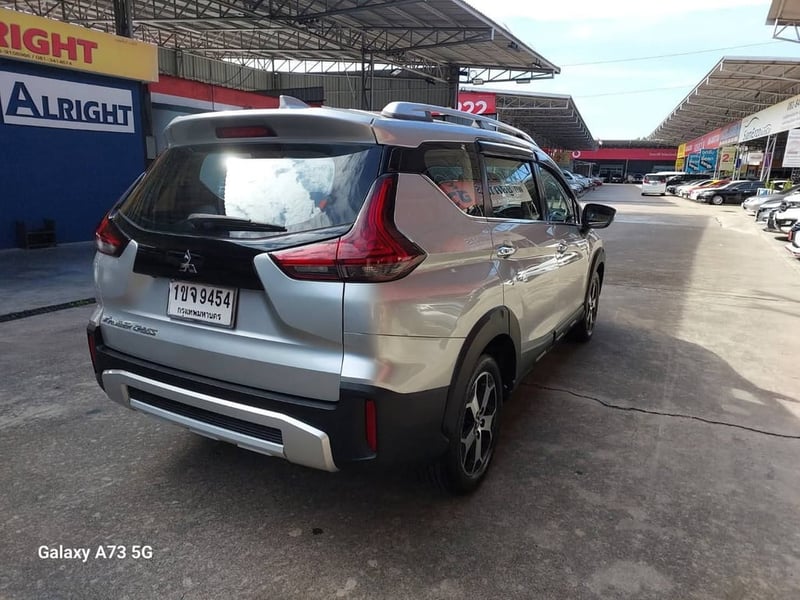 Mitsubishi x-pender cross 1.5 ปี 20 Mitsubishi x-pender cross 1.5 ปี 20