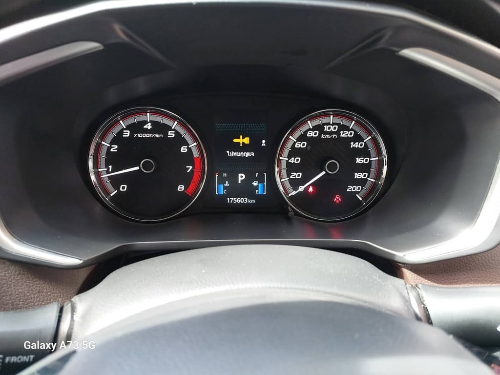 Mitsubishi x-pender cross 1.5 ปี 20