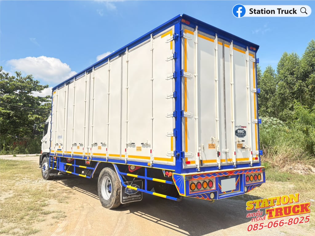 HINO FG 240แรงม้า รถบรรทุก 6ล้อ ตู้แห้ง ปี2023 เลขไมล์ 196,719 กม. HINO FG 240แรงม้า รถบรรทุก 6ล้อ ตู้แห้ง ปี2023 เลขไมล์ 196,719 กม.