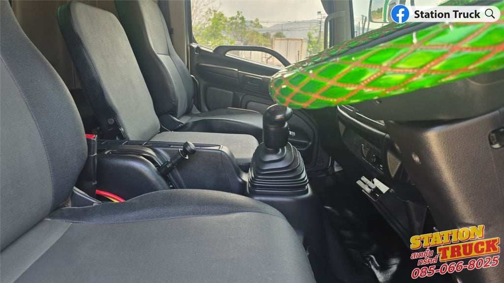 HINO FL 260แรงม้า รถบรรทุก 10ล้อ ตู้แห้ง ปี2022 เลขไมล์ 162,005 กม.