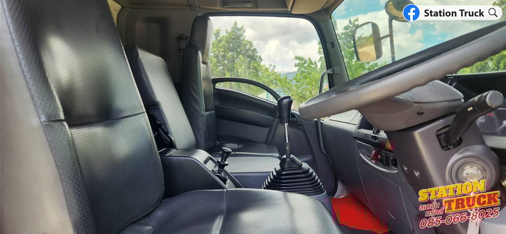 ISUZU FTR 240แรงม้า รถบรรทุก 6ล้อ ตู้แห้ง ปี2022 ISUZU FTR 240แรงม้า รถบรรทุก 6ล้อ ตู้แห้ง ปี2022