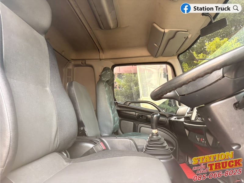 HINO FL 260แรงม้า รถบรรทุก 10ล้อ กระบะเหล็กติดเครน ปี2015