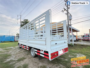 HINO FC 210แรงม้า รถบรรทุก 6ล้อ กระบะคอกสูง ปี2023 เลขไมล์ 103,993 กม. HINO FC 210แรงม้า รถบรรทุก 6ล้อ กระบะคอกสูง ปี2023 เลขไมล์ 103,993 กม.