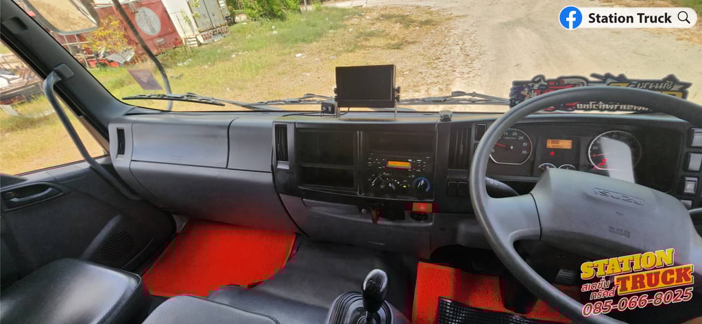 ISUZU FTR 240แรงม้า รถบรรทุก 6ล้อ ตู้แห้ง ปี2022