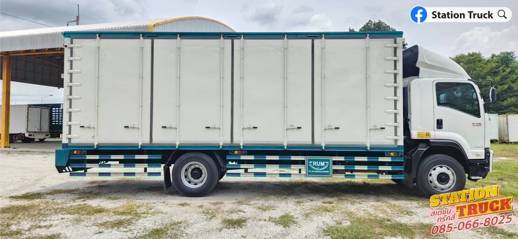 ISUZU FTR 240แรงม้า รถบรรทุก 6ล้อ ตู้แห้ง ปี2018