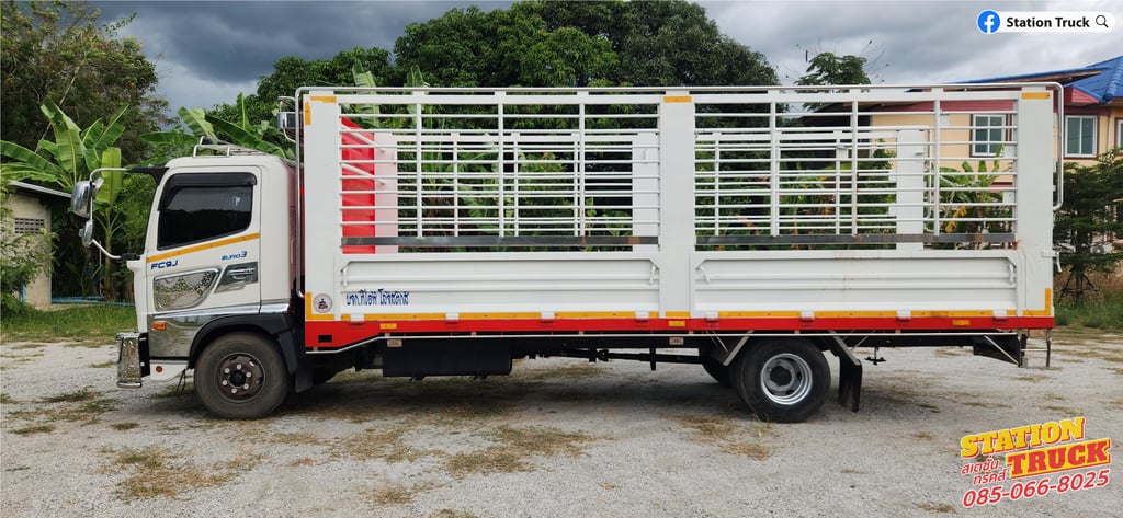 HINO FC 175แรงม้า รถบรรทุก 6ล้อ กระบะคอกสูง ปี2023 เลขไมล์ 157,583 กม. HINO FC 175แรงม้า รถบรรทุก 6ล้อ กระบะคอกสูง ปี2023 เลขไมล์ 157,583 กม.