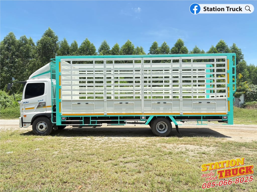 HINO FC 210แรงม้า รถบรรทุก 6ล้อ กระบะคอกสูง ปี2022 เลขไมล์ 193,223 กม. HINO FC 210แรงม้า รถบรรทุก 6ล้อ กระบะคอกสูง ปี2022 เลขไมล์ 193,223 กม.