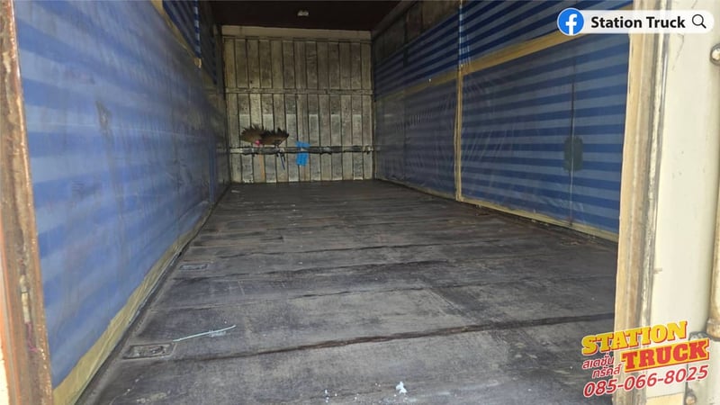 NISSAN UD PKB 216แรงม้า รถบรรทุก 10ล้อ ตู้แห้ง ปี2007