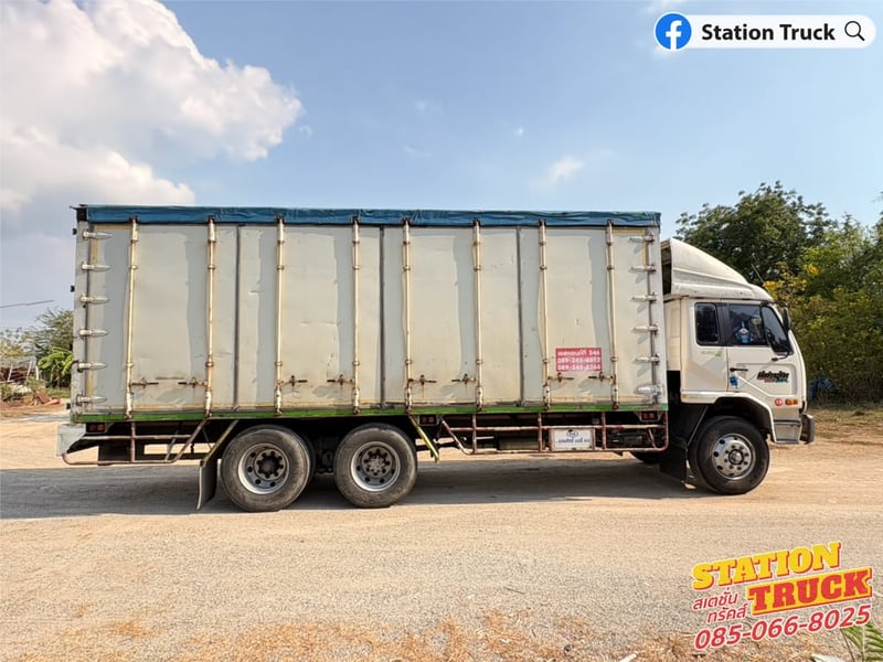 NISSAN UD PKB 216แรงม้า รถบรรทุก 10ล้อ ตู้แห้ง ปี2007