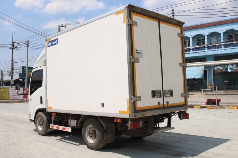 สี่ล้อตู้เย็น ISUZU NLR 130 แรงม้า ปี 66 (8088) สี่ล้อตู้เย็น ISUZU NLR 130 แรงม้า ปี 66 (8088)