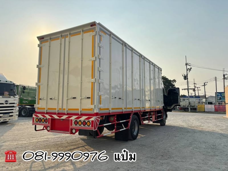 หกล้อตู้สิบบาน ปี 2564 ISUZU  FTR 240 เเรงม้า Sาคา 1,690,000.-(3567)