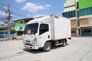 สี่ล้อตู้เย็น ISUZU  NLR 130 แรง  ปี 2566  Vาย 820,000.- (8088)