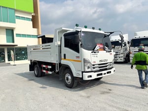 หกล้อดั้มพ์ ISUZU FRR 210 แรง 2566 (4606) ยาว 4.02 สูง 1.00 กว้าง 2.23 💴 1,150,000.-