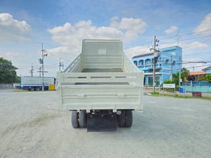 หกล้อดั้มพ์  ISUZU FRR 210 แรง ปี 2564  ยาว 3.87 กว้าง 2.20 สูง 0.98 ลดเหลือ 980,000 .- (3221)