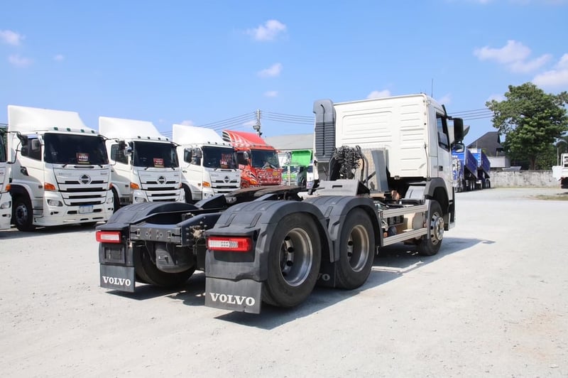 สิบล้อหัวลาก Volvo FM 440 แรงม้า ปี 60 (0248) สิบล้อหัวลาก Volvo FM 440 แรงม้า ปี 60 (0248)