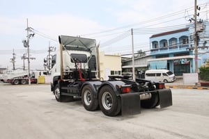 🔥 สิบล้อหัวลาก 360 แรงอย่างเดียวไม่พอ  เท่ห์ด้วย เอาใจสายโหด วัยรุ่น 360  เอาไปยางใหม่ 10 เส้น  ไมล์ 240,000 🌟พิเศษ 2,390,000.-(9050) ปี 66 MT แล้ว