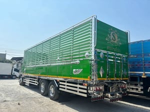 สิบล้อคอก🚚 HINO FL8J  260 เเรง ปี 2566 Sาคา  2,850,000.- (5115)