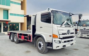 สิบล้อพื้นเรียบ HINO FL8J 260 แรงม้า ปี 2560 (1784) สิบล้อพื้นเรียบ HINO FL8J 260 แรงม้า ปี 2560 (1784)