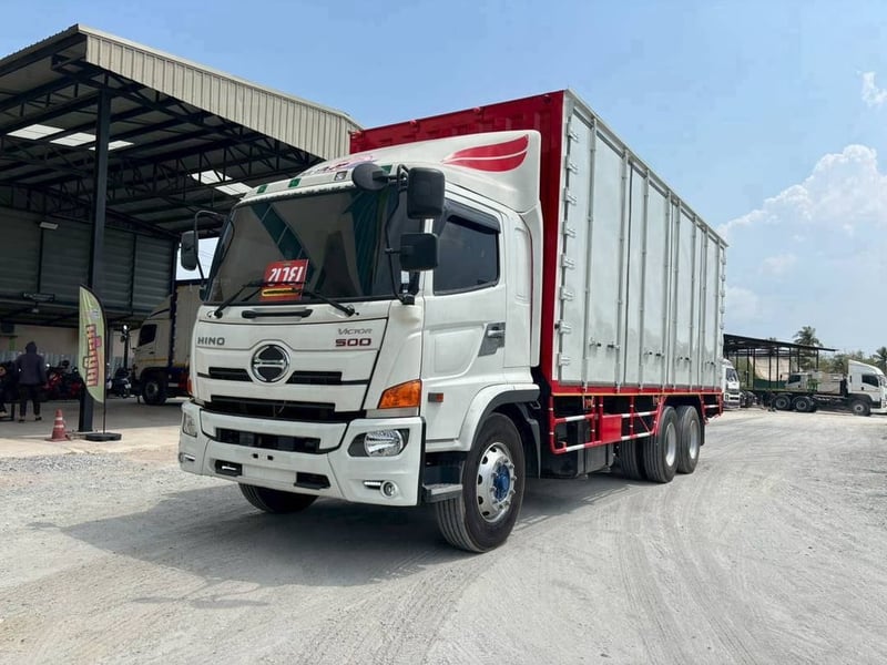 สิบล้อตู้สิบบาน🚛HINO FL8J  260 แรง ปี 65 Sาคา  2,140,000.-(5943)