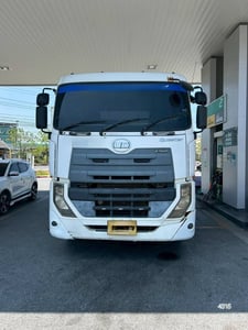 สิบล้อหัวลากสองเพลา  UD GWE370 ปี58 (3413)))(